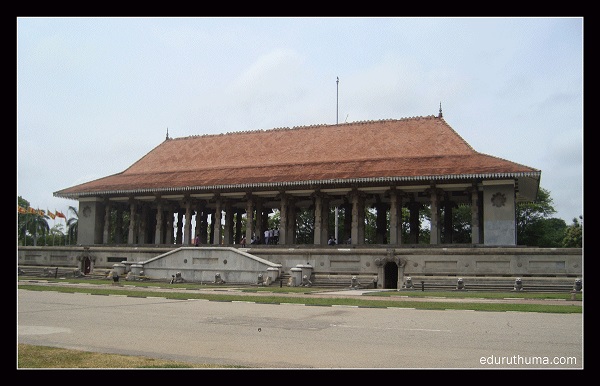 bandara13121605a